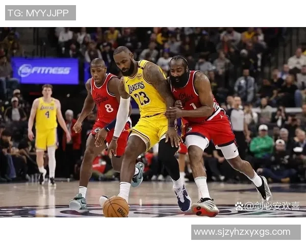 球星齐聚洛杉矶见证湖人对决快船的精彩瞬间